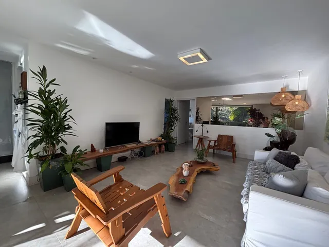 Casa com 360m² 4 quartos e 4 banheiros, à venda, no bairro Vila Progresso em Niterói