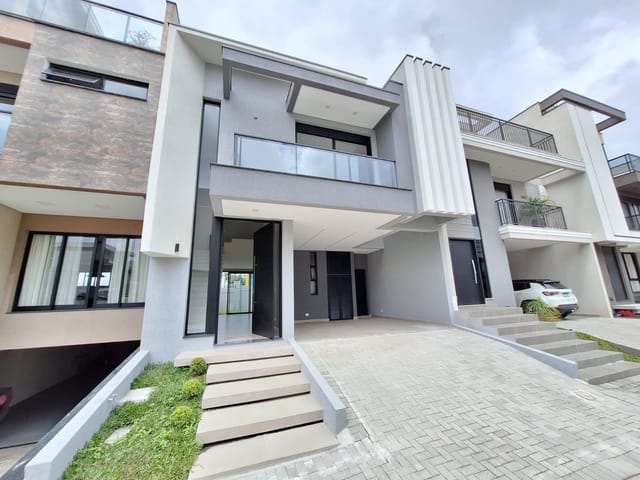 Foto do Casa - Santa Cândida, Casa em Condomínio, nova, 3 quartos sendo 2 suítes, quintal com churrasqueira e 2 vagas. | Imobiliária GreenVille