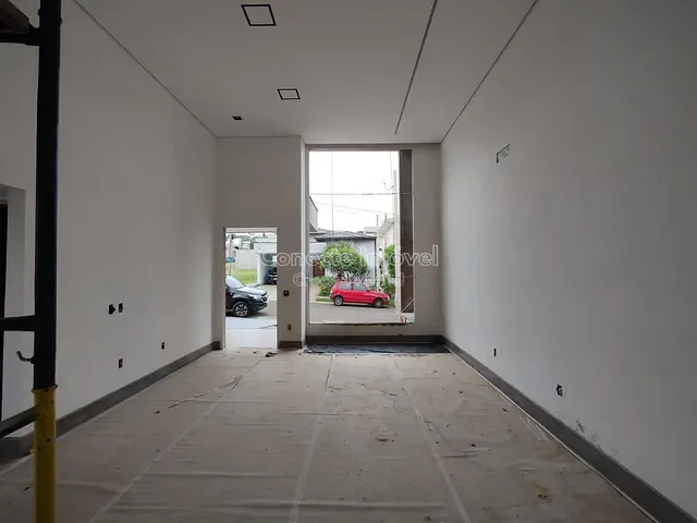 Casa com 270m² 3 quartos e 4 banheiros, à venda, no bairro Vila Jorge Zambon em Jaguariúna