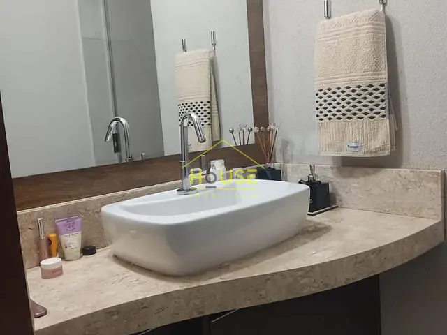 Casa com 300m² 3 quartos e 2 banheiros, à venda, no bairro Patrimônio Velho em Votuporanga