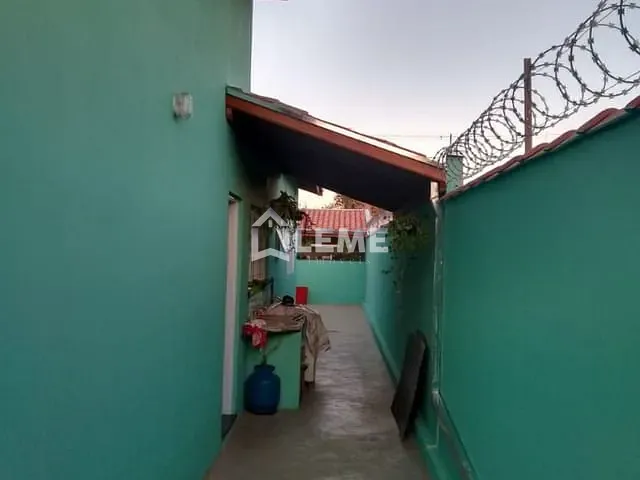 Casa com 255m² 3 quartos e 1 banheiro, à venda, no bairro Jardim Botânico em Mococa