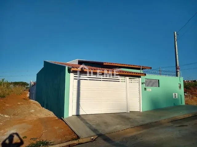 Casa com 255m² 3 quartos e 1 banheiro, à venda, no bairro Jardim Botânico em Mococa