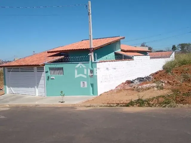 Casa com 255m² 3 quartos e 1 banheiro, à venda, no bairro Jardim Botânico em Mococa