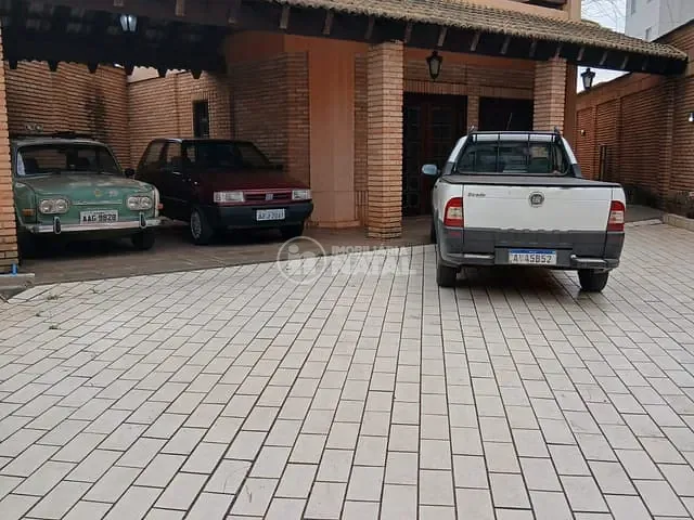 Casa com 700m², para alugar, no bairro Jardim Europa em Londrina