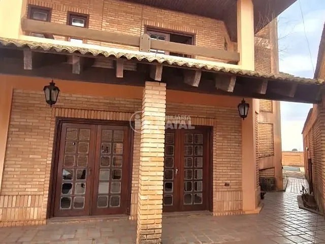 Casa com 700m², para alugar, no bairro Jardim Europa em Londrina