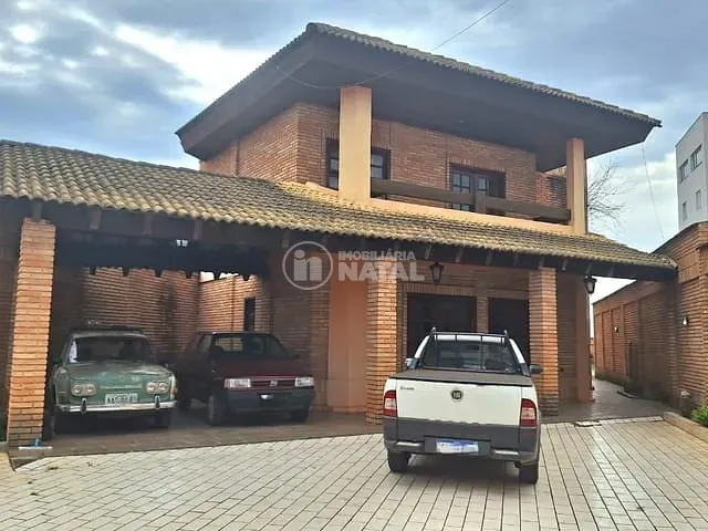 Casa com 700m², para alugar, no bairro Jardim Europa em Londrina