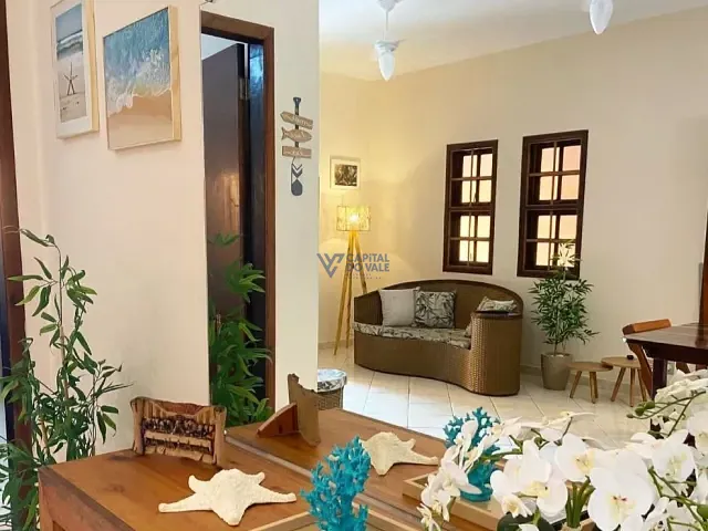 Casa com 300m² 2 quartos e 3 banheiros, à venda, no bairro Martim de Sá em Caraguatatuba