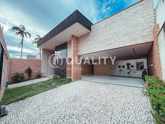 Casa com 423m² 3 quartos e 5 banheiros, à venda, no bairro Bela Vista em Fortaleza