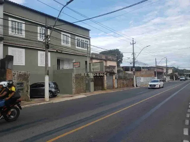 Casa 7 quartos e 4 banheiros, à venda, no bairro Niterói em Volta Redonda