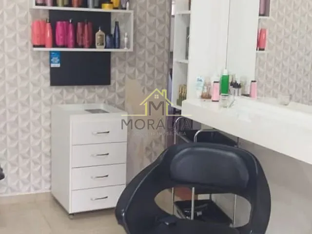Casa com 280m² 2 quartos e 2 banheiros, à venda, no bairro Vila Conceicao em Guaxupé
