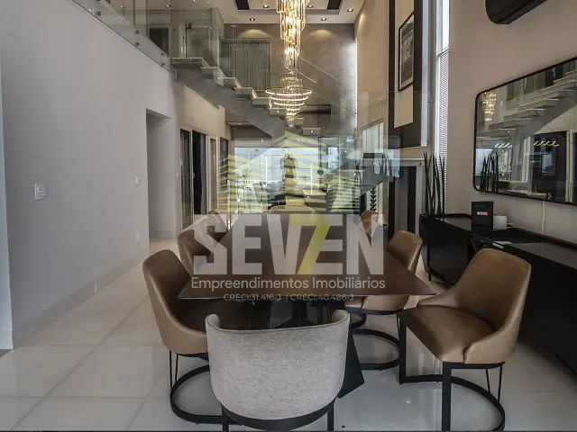 Casa com 360m² 4 quartos e 2 banheiros, à venda, no bairro Vila Aviaçao em Bauru