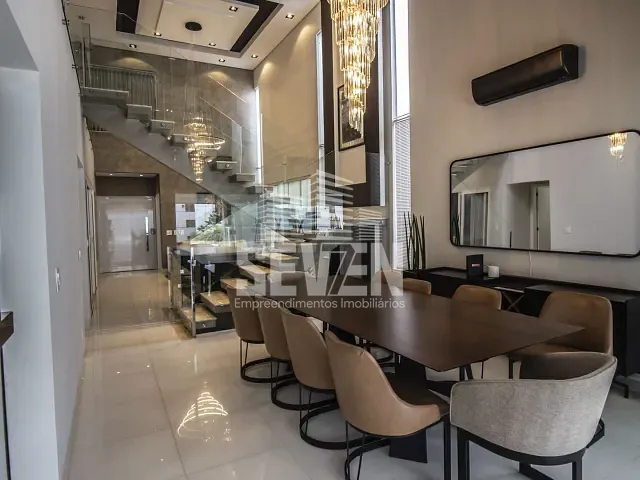 Casa com 360m² 4 quartos e 2 banheiros, à venda, no bairro Vila Aviaçao em Bauru