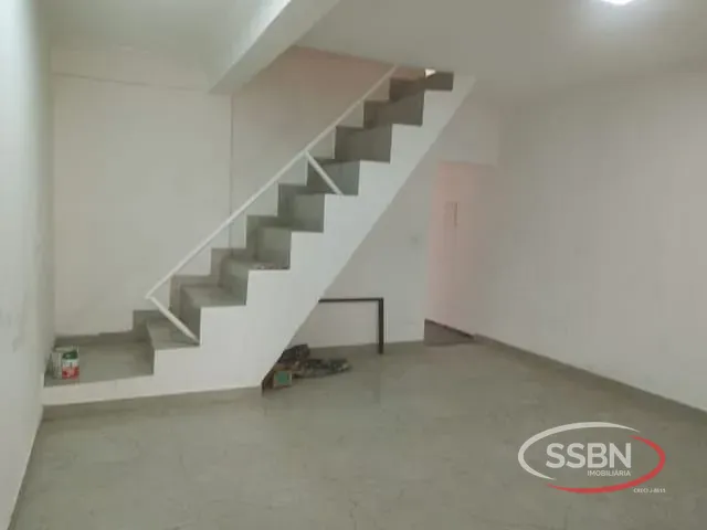 Casa 4 quartos e 3 banheiros, para alugar, no bairro Jardim Santa Rosa em Nova Odessa