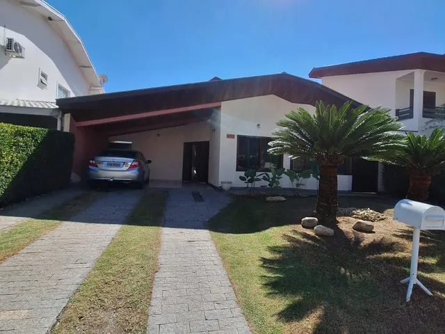 Casa com 440m² 3 quartos e 4 banheiros, à venda, no bairro Condomínio Village Taubaté em Taubaté