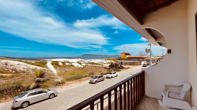 Casa com 640m² 2 quartos e 2 banheiros, à venda, no bairro Foguete em Cabo Frio