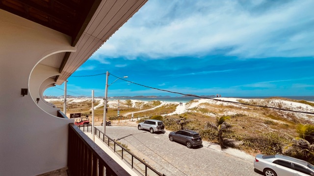 Casa com 640m² 2 quartos e 2 banheiros, à venda, no bairro Foguete em Cabo Frio