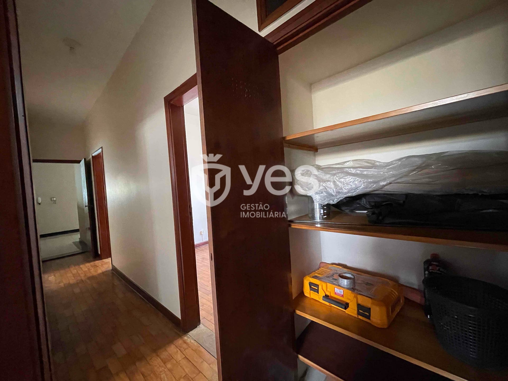 Casa à venda e aluguel com 4 quartos, 230m² - Foto 56