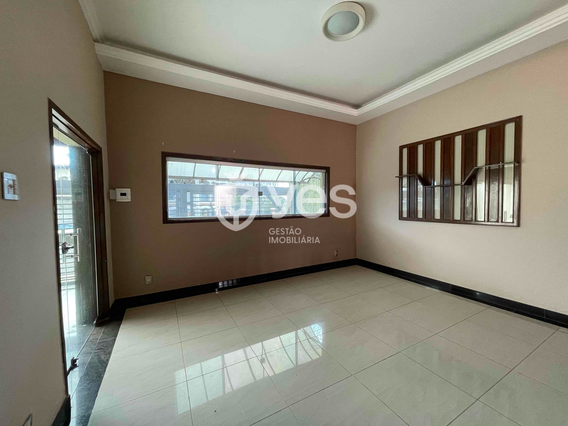 Casa à venda e aluguel com 4 quartos, 230m² - Foto 12