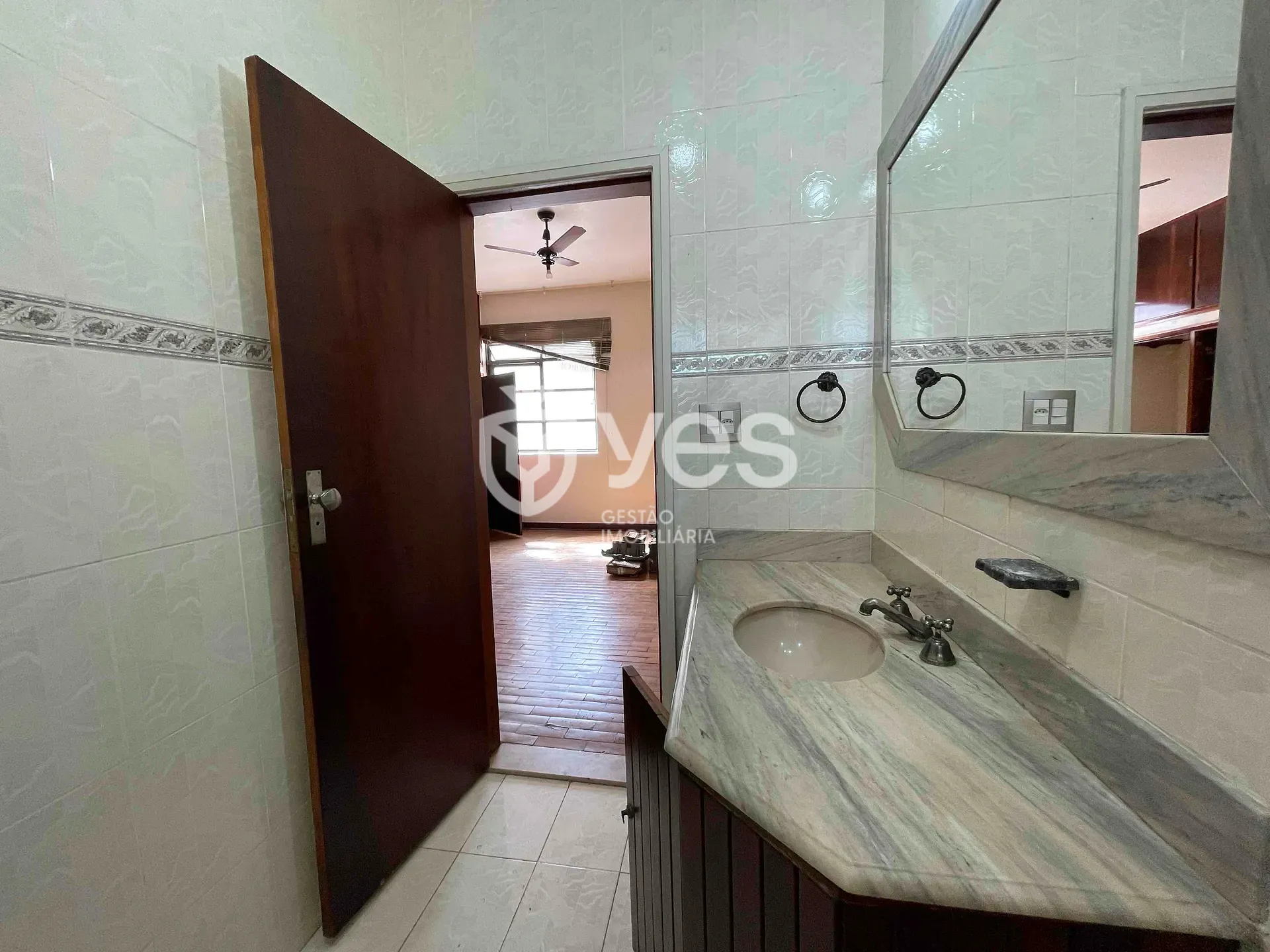 Casa, 4 quartos, 230 m² - Foto 28
