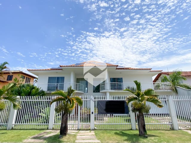 Casa com 700m² 5 quartos e 8 banheiros, à venda, no bairro Barra da Tijuca em Rio de Janeiro