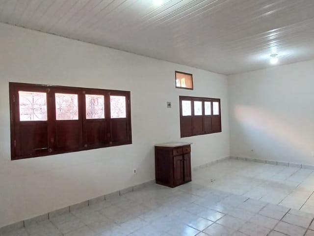Foto do Casa - Casa p/ Locação 3 Quartos (sendo1 Suite) + 2 Garagens, PRÓX. UFOPA TAPAJÓS E IATE CLUBE, Bairro Salé, Santarém - PA | Coimbra Imobiliária