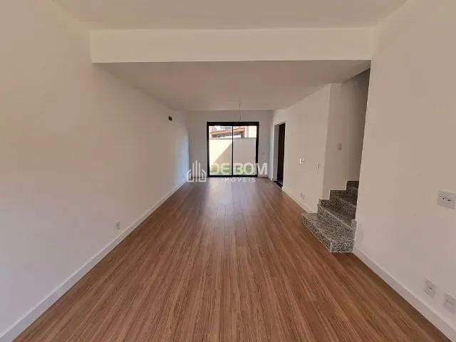 Casa com 150m² 3 quartos e 2 banheiros, à venda, no bairro Parque Primavera em Poços de Caldas