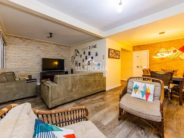 Casa com 160m² 4 quartos e 3 banheiros, à venda, no bairro Granja Viana em Cotia