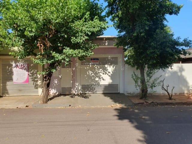 Casa com 125m² 2 quartos e 2 banheiros, à venda, no bairro Alto Colinas em Birigüi