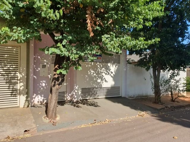 Casa com 125m² 2 quartos e 2 banheiros, à venda, no bairro Alto Colinas em Birigüi