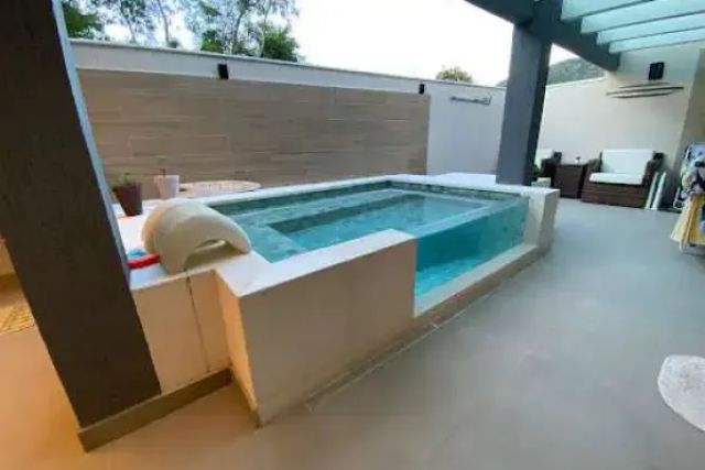 Casa com 192m² 3 quartos e 3 banheiros, à venda, no bairro Itaipu em Niterói