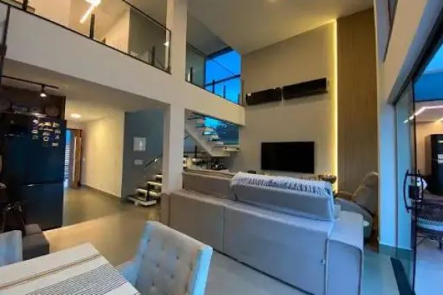 Casa com 192m² 3 quartos e 3 banheiros, à venda, no bairro Itaipu em Niterói