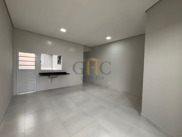 Casa com 125m² 2 quartos e 2 banheiros, à venda, no bairro JARDIM SÃO LUCAS em Salto de Pirapora