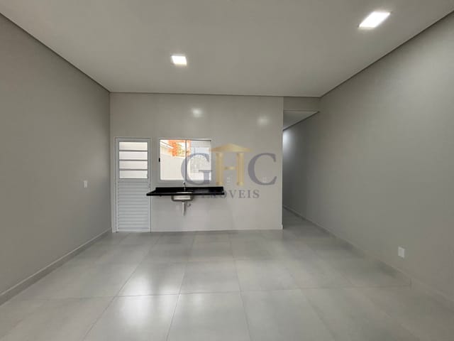 Casa com 125m² 2 quartos e 2 banheiros, à venda, no bairro JARDIM SÃO LUCAS em Salto de Pirapora