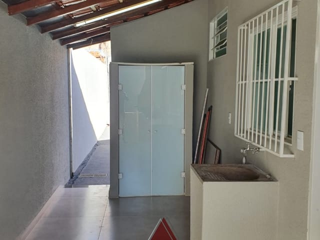 Casa com 200m² 2 quartos e 1 banheiro, à venda, no bairro Residencial Palermo em Franca