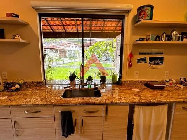 Casa com 255m² 2 quartos e 3 banheiros, à venda, no bairro Várzea das Moças em Niterói
