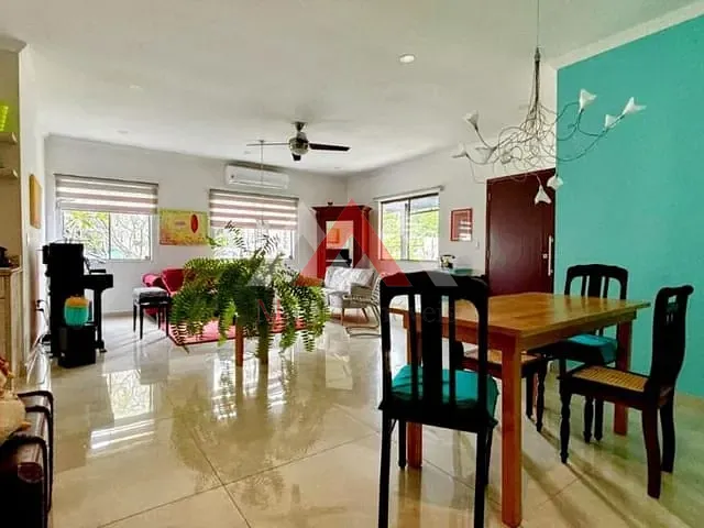 Casa com 255m² 2 quartos e 3 banheiros, à venda, no bairro Várzea das Moças em Niterói