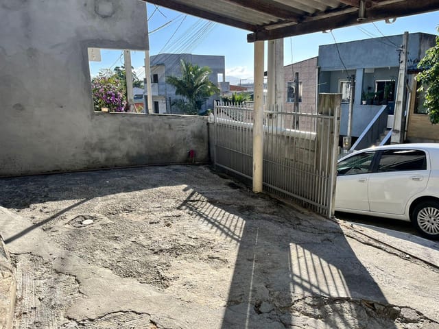 Casa com 85m² 2 quartos e 1 banheiro, à venda, no bairro Vargem do Bom Jesus em Florianópolis