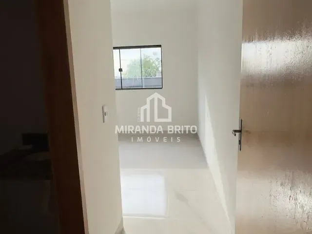 Casa 2 quartos e 2 banheiros, à venda, no bairro Jardim Dom Bosco 2ª Etapa em Aparecida de Goiânia