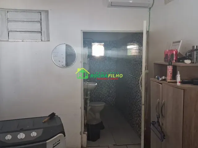 Casa com 200m² 4 quartos e 3 banheiros, à venda, no bairro Monte Castelo em Teresina