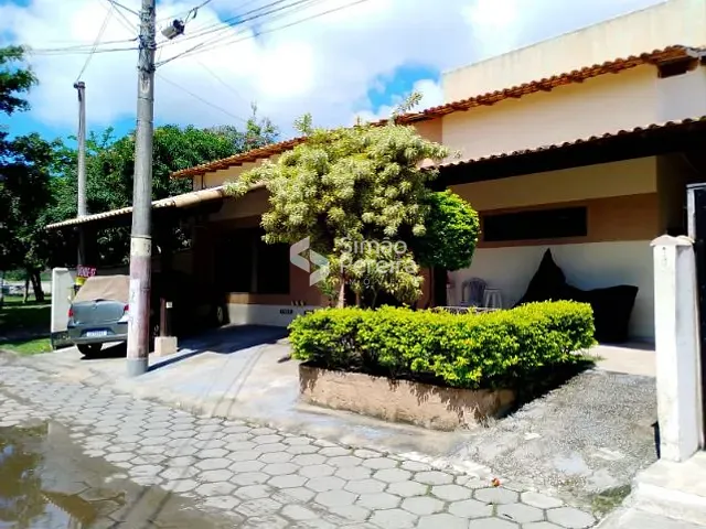 Casa com 300m² 5 quartos e 4 banheiros, à venda, no bairro Peró em Cabo Frio