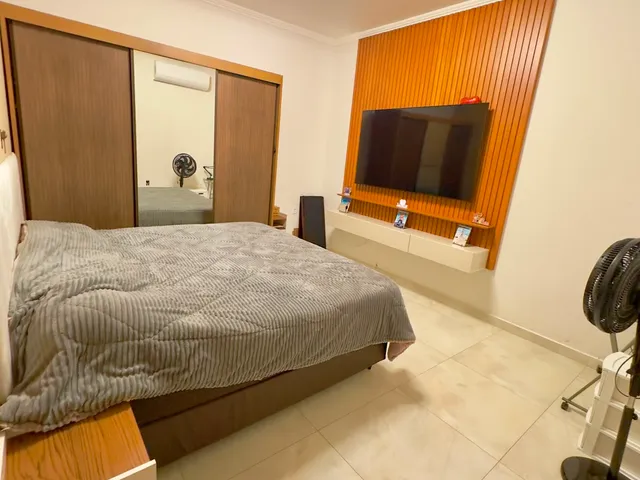 Casa com 250m² 2 quartos e 3 banheiros, à venda, no bairro Campo Grande em Rio de Janeiro
