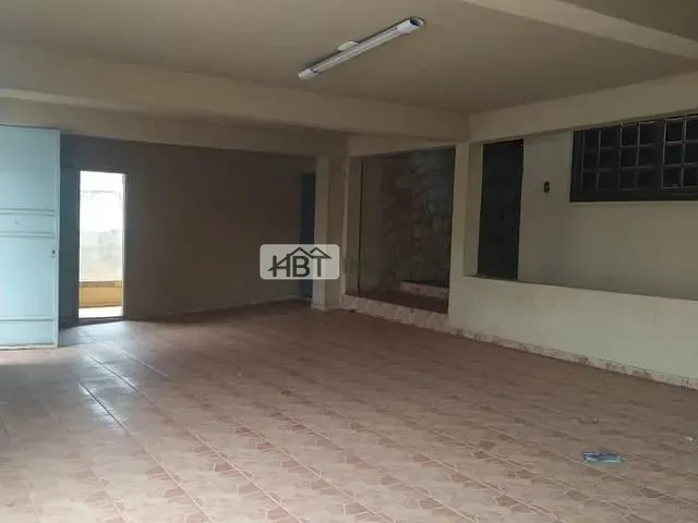 Casa 3 quartos e 5 banheiros, à venda, no bairro Vila Santista em Bauru