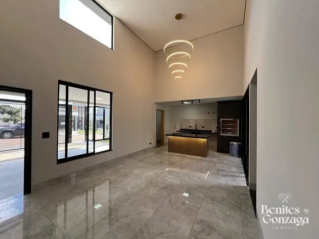 Casa 3 quartos e 4 banheiros, à venda, no bairro Zona 31 em Maringá