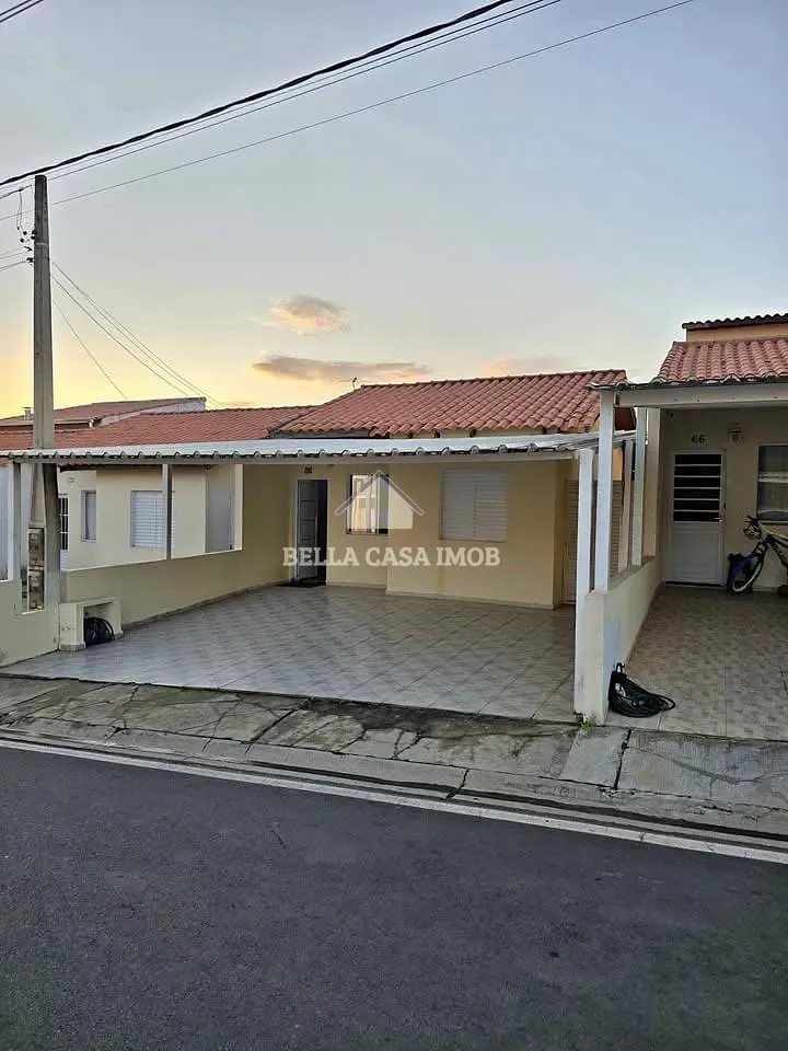 Casa, 2 quartos, 52 m² - Foto 1