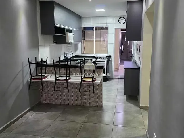 Casa com 140m² 2 quartos e 2 banheiros, à venda, no bairro Jardim Alpes de Sorocaba em Sorocaba