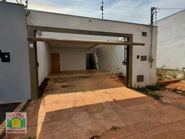 Casa 3 quartos e 2 banheiros, para alugar, no bairro PARQUE BRASÍLIA 2ª ETAPA em Anápolis