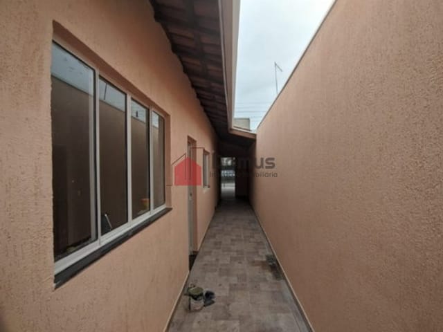 Casa com 125m², à venda, no bairro Conjunto Residencial Araretama em Pindamonhangaba