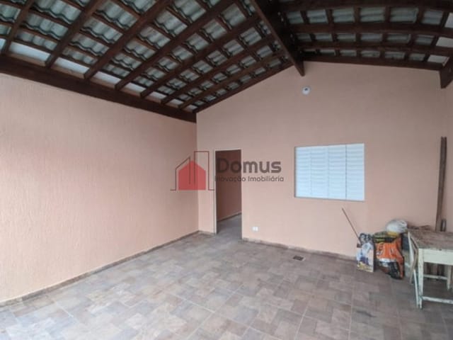 Casa com 125m², à venda, no bairro Conjunto Residencial Araretama em Pindamonhangaba