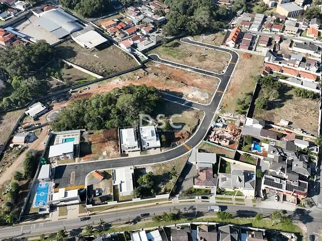 Casa com 203m² 3 quartos e 4 banheiros, à venda, no bairro Santa Felicidade em Curitiba