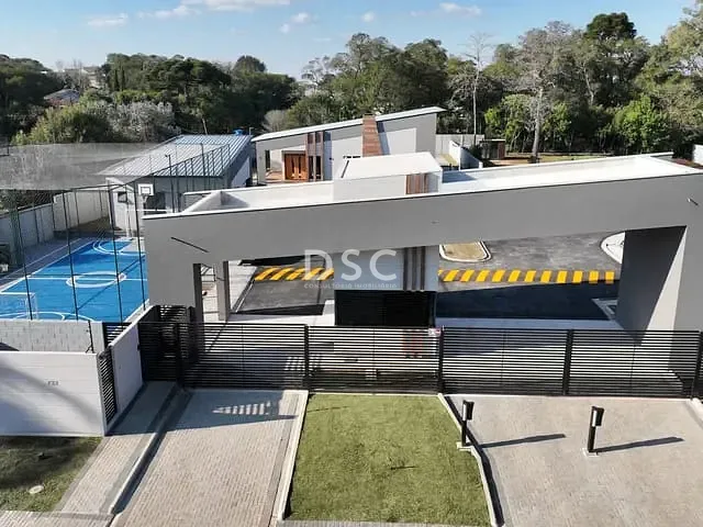 Casa com 203m² 3 quartos e 4 banheiros, à venda, no bairro Santa Felicidade em Curitiba